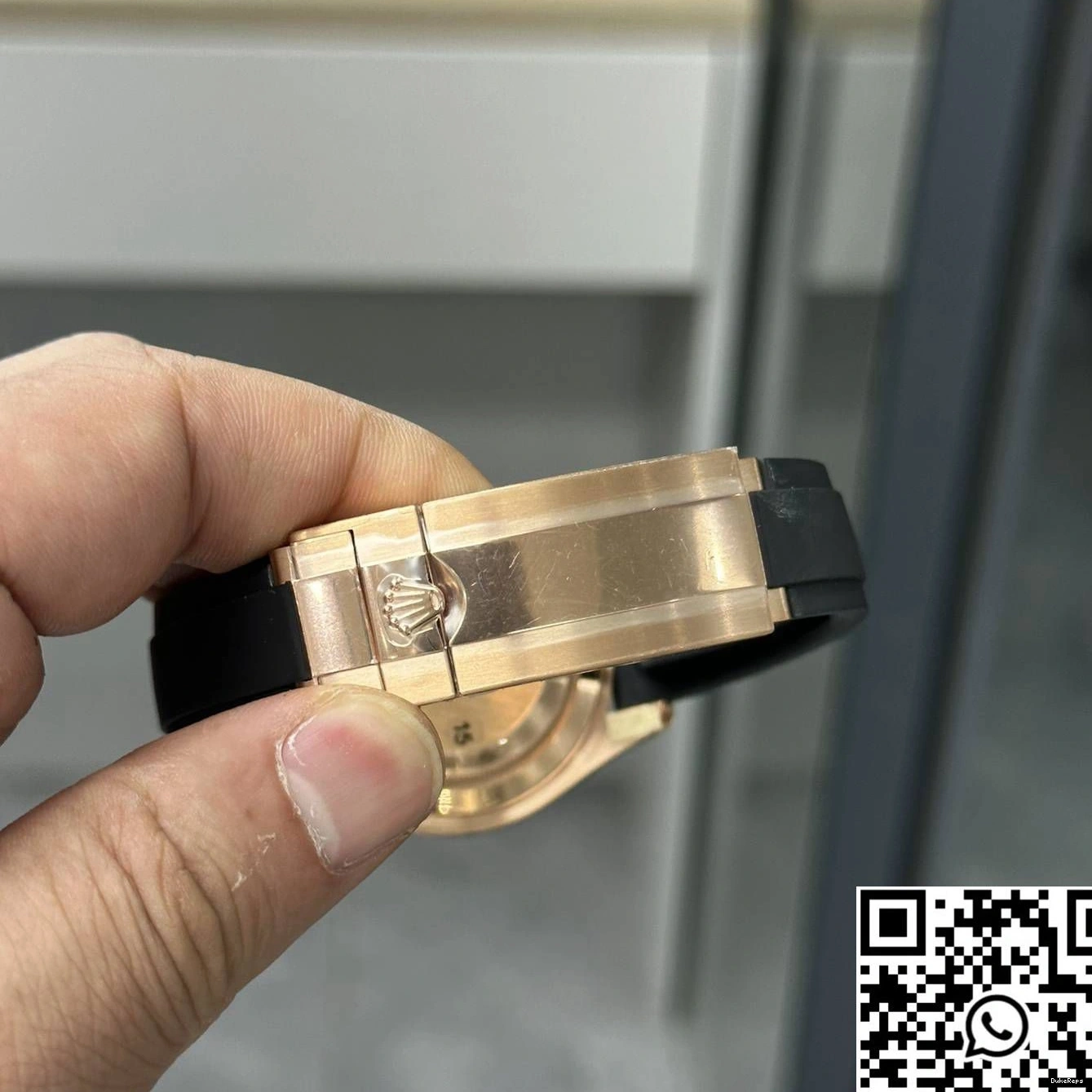 Yacht Rolex VS Rose Master Factory M126655-0002 Black Gold Dial 0331